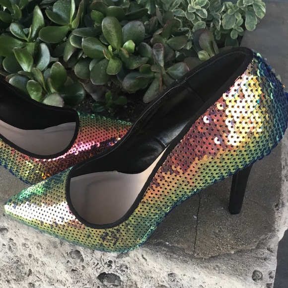 QUPID Mermaid Sequins Single Sole Size 6 Pump Heel - Picture 4 of 5